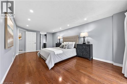 40 Old Maple Lane, Kitchener, ON - Indoor Photo Showing Bedroom