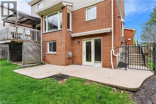 40 Old Maple Lane, Kitchener, ON - Outdoor With Exterior