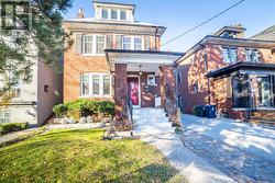 40 SNOWDON AVENUE Toronto, ON M4N 2A6