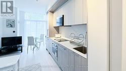 708 - 6 GREENBRIAR ROAD Toronto, ON M2K 0H6