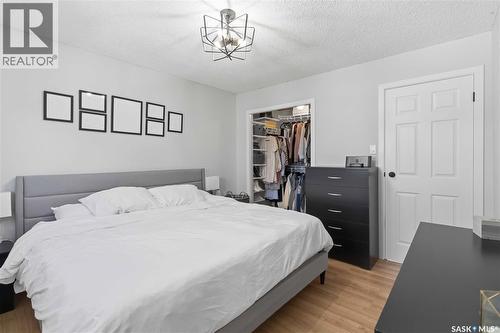 363 Candle Crescent, Saskatoon, SK - Indoor Photo Showing Bedroom