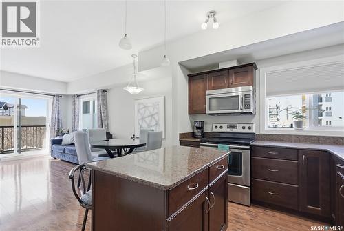 101 110 Hampton Circle, Saskatoon, SK - Indoor Photo Showing Kitchen With Stainless Steel Kitchen With Upgraded Kitchen