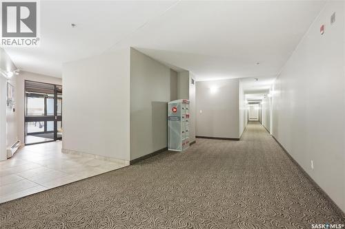 101 110 Hampton Circle, Saskatoon, SK - Indoor Photo Showing Other Room