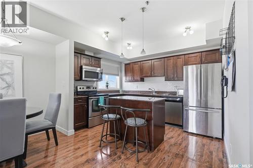 101 110 Hampton Circle, Saskatoon, SK - Indoor Photo Showing Kitchen With Stainless Steel Kitchen