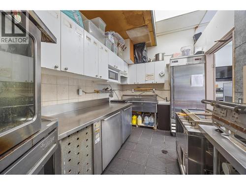 1111 Davie Street, Vancouver, BC 
