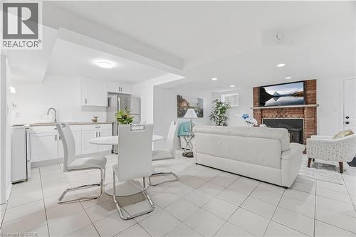 3332 Testimony Square, Mississauga, ON - Indoor With Fireplace