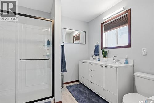 202 Coben Crescent, Saskatoon, SK - Indoor Photo Showing Bathroom