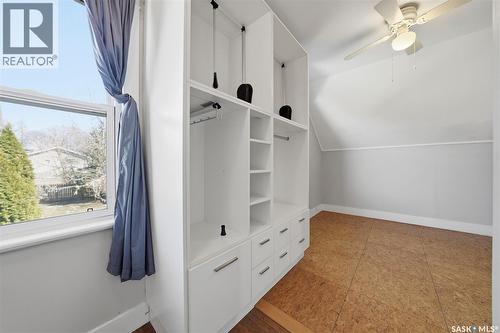 1336 H Avenue N, Saskatoon, SK - Indoor