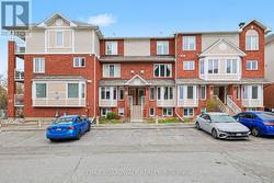 1607 LOCKSLEY LANE Ottawa, ON K1J 1B6