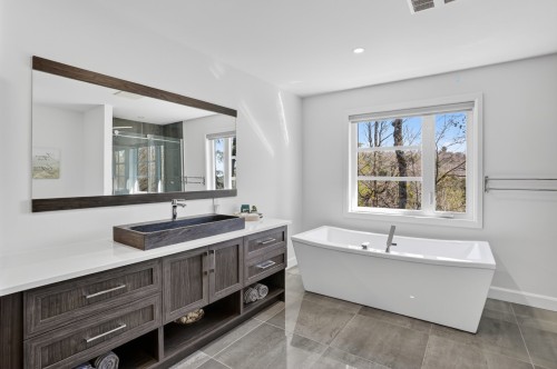 Salle de bains - 54 Rue Du Sahara, Gore, QC - Indoor Photo Showing Bathroom