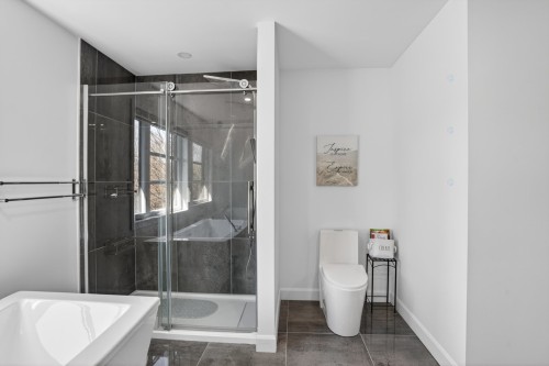 Salle de bains - 54 Rue Du Sahara, Gore, QC - Indoor Photo Showing Bathroom