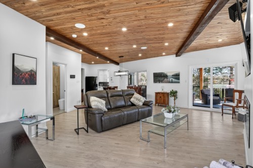 Vue d'ensemble - 54 Rue Du Sahara, Gore, QC - Indoor Photo Showing Living Room