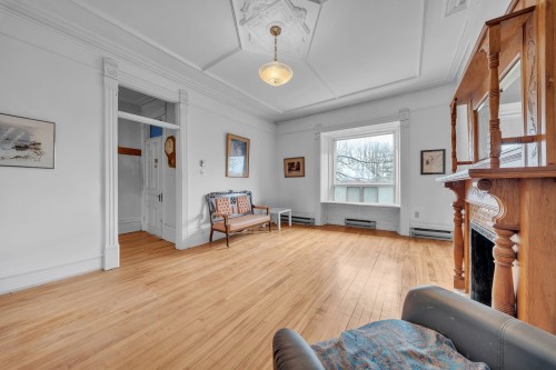 Salon - 25 Rue York, Westmount, QC - Indoor