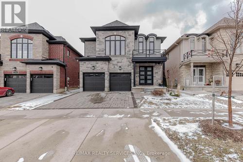 130 PONDCLIFFE DRIVE  Kitchener, ON N2R 0M4