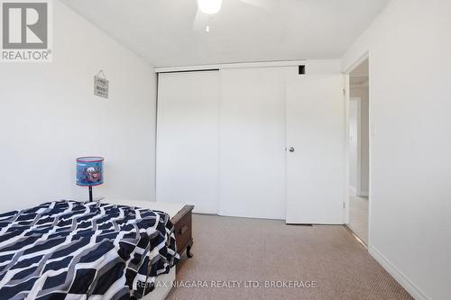 64 - 151 Linwell Road, St. Catharines (Lakeport), ON - Indoor Photo Showing Bedroom