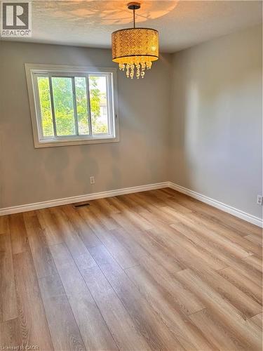 206 Northmanor Crescent, Kitchener, ON 
