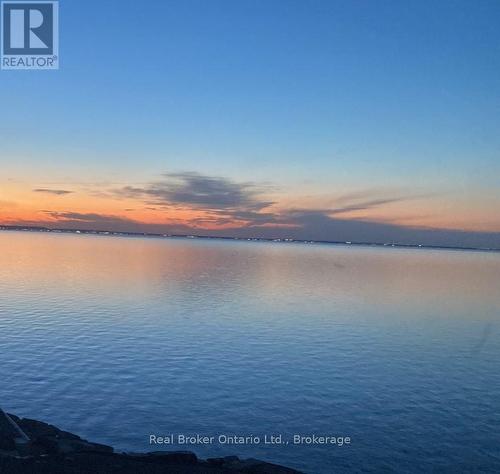 sunset - 136A Olive Street, Grimsby (Grimsby Beach), ON 