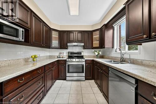 40 Old Maple Lane, Kitchener, ON - Indoor Photo Showing Kitchen With Double Sink