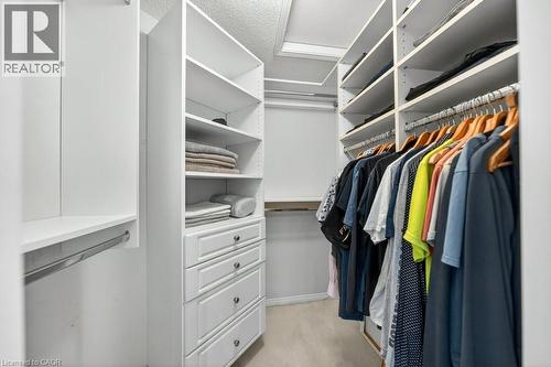 40 Old Maple Lane, Kitchener, ON - Indoor With Storage