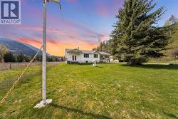 275 Faulkner Road Fruitvale, BC V0G 1L0
