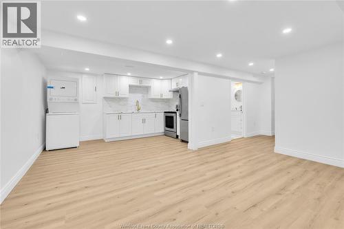 10540 Halstead, Windsor, ON - Indoor Photo Showing Kitchen