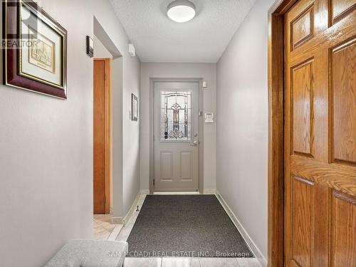 5472 Bourget Drive, Mississauga, ON - Indoor Photo Showing Other Room
