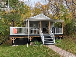 459 8TH STREET E Regina Beach, SK S0G 4C0
