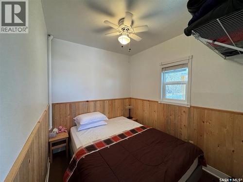 459 8Th Street E, Regina Beach, SK - Indoor Photo Showing Bedroom