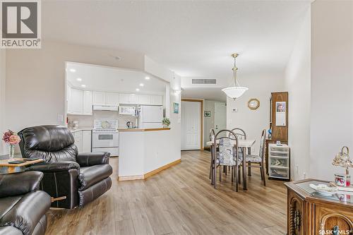 329 2530 25Th Avenue, Regina, SK - Indoor
