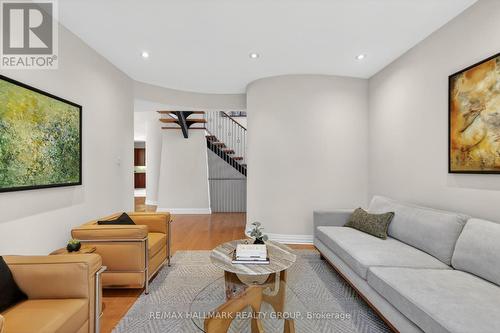 1934 Lenester Avenue, Ottawa, ON - Indoor Photo Showing Living Room