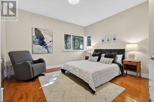 1934 Lenester Avenue, Ottawa, ON - Indoor Photo Showing Bedroom