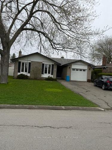 10 DONLEA ROAD  Port Colborne (Main Street), ON L3K 4W9