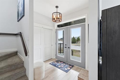 45 Willow Creek Road, Winnipeg, MB - Indoor Photo Showing Other Room