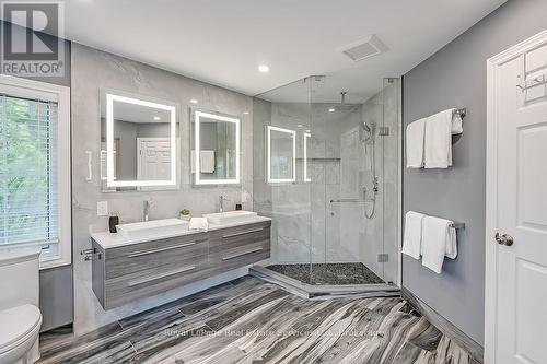 2101 Grosvenor Street, Oakville (Wc Wedgewood Creek), ON - Indoor Photo Showing Bathroom