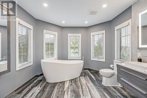 2101 Grosvenor Street, Oakville (Wc Wedgewood Creek), ON - Indoor Photo Showing Bathroom