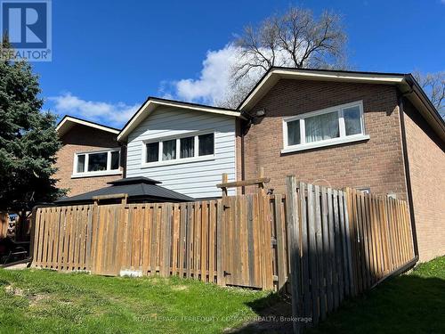 1 - 17 Derrydown Road, Toronto, ON - Outdoor With Exterior