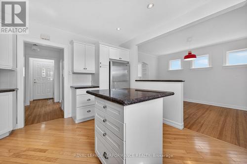 318 Duncairn Avenue, Ottawa, ON - Indoor Photo Showing Kitchen