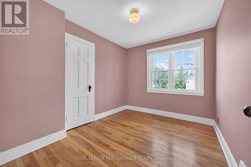 318 Duncairn Avenue, Ottawa, ON - Indoor Photo Showing Other Room