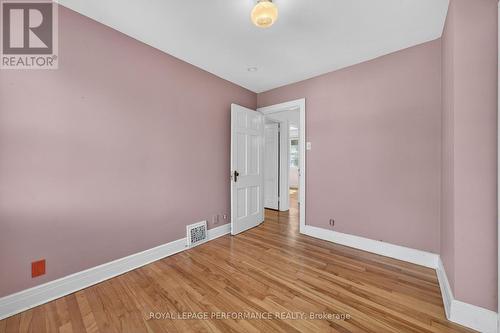 318 Duncairn Avenue, Ottawa, ON - Indoor Photo Showing Other Room