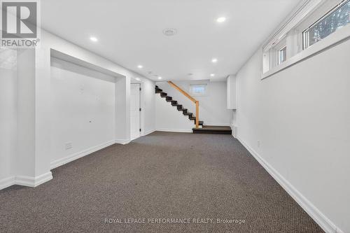 318 Duncairn Avenue, Ottawa, ON - Indoor Photo Showing Other Room