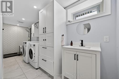 318 Duncairn Avenue, Ottawa, ON - Indoor Photo Showing Laundry Room