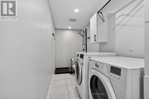 318 Duncairn Avenue, Ottawa, ON - Indoor Photo Showing Laundry Room