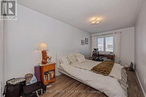 323 Freedom Private, Ottawa, ON - Indoor Photo Showing Bedroom