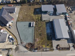 17 & 18 Scott Rd Duncan, BC V9L 6Y8