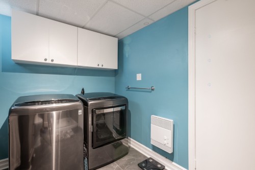Salle de lavage - 626 Rue Lapointe, Saint-Jérôme, QC - Indoor Photo Showing Laundry Room