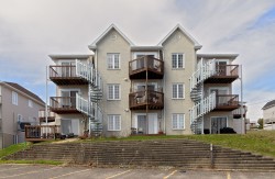 303-28 Imp. du Cap Québec (La Haute-Saint-Charles), QC G2B 5H2