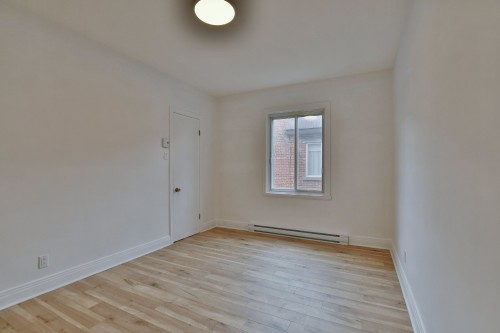 Master Bedroom - 9117 Rue Basile-Routhier, Montréal (Ahuntsic-Cartierville), QC - Indoor Photo Showing Other Room