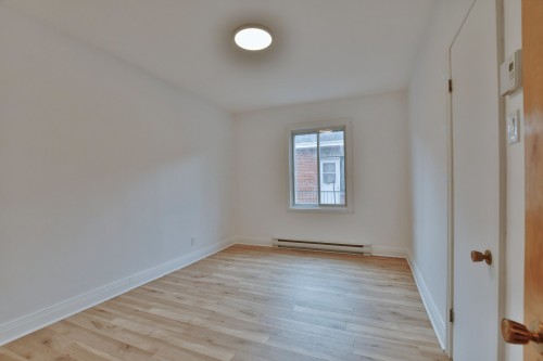Master Bedroom - 9117 Rue Basile-Routhier, Montréal (Ahuntsic-Cartierville), QC - Indoor Photo Showing Other Room