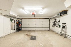 Garage - 