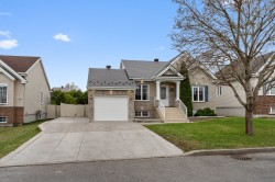 2542 Rue Carnac Mascouche, QC J7K 0G5
